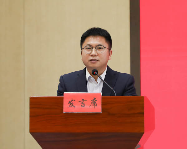 王太白的副本2.jpg